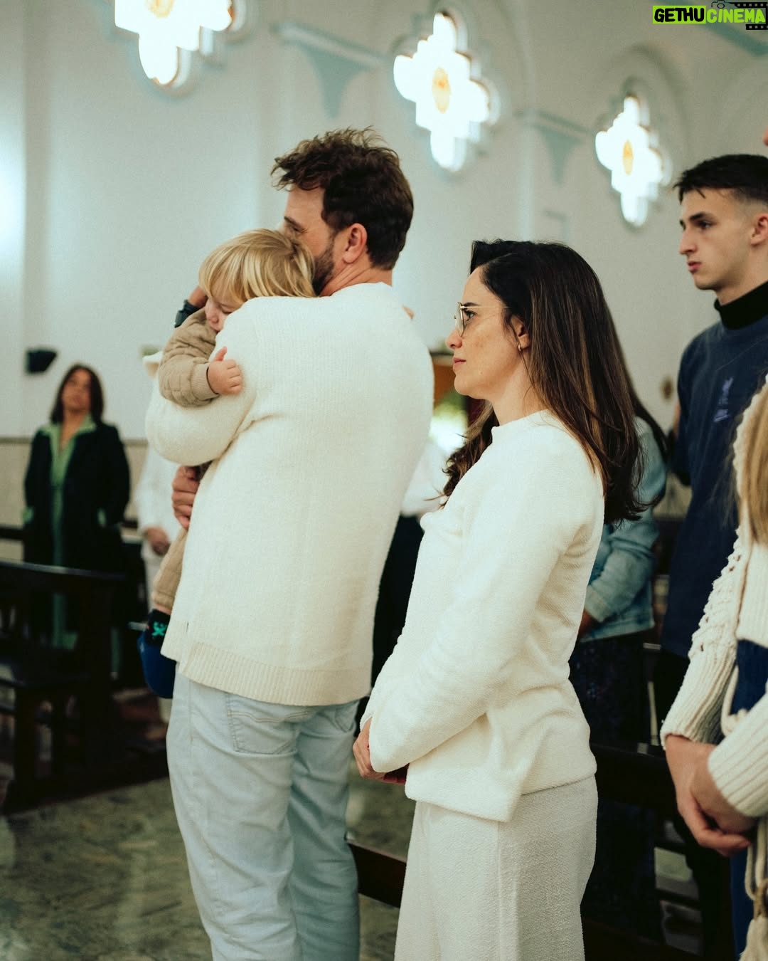 Fernanda Vasconcellos - 85.4K Likes - No batismo, a criança inicia sua jornada de fé, tornando-se um filho de Deus, um discípulo de Cristo, recebendo o Espírito Santo, fortalecendo a vida e a purificação espiritual.

Amém.

📸 @felipelbc