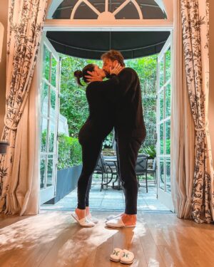 Fernanda Vasconcellos Instagram - Na expectativa … há 03 anos!! 💙🩵🤍
