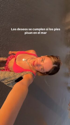 Ferny Graciano Instagram - Que todo lo que sueñes se haga realidad 🫰🏻✨