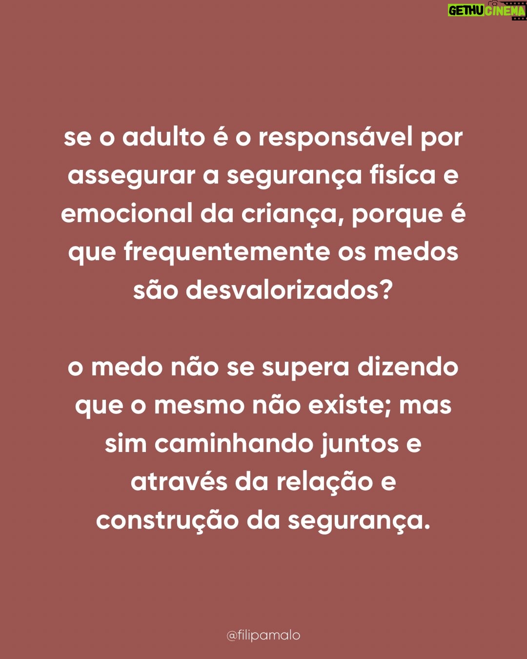 Filipa Maló Franco - 1.4K Likes - Vamos compreender os medos ao longo da primeira infância?

Neste post tentei relacionar duas perguntas muito frequentes: os medos e a sua relação com o sono noturno.

A criança é um mundo. E sempre que trabalhamos algo dentro dela, temos de a conhecer, compreender à luz do desenvolvimento emocional e relacional. Tudo o que a envolve e a sua história. Sendo certo que um medo não se supera porque o adulto quer, ou porque parece tão disparatado que dizer que “não é preciso ter medo” magicamente resolve. É na incompreensão que tudo se amplifica, e o que vejo frequentemente em consulta, são medos não traduzidos e acima de tudo, não compreendidos.

Fez-vos sentido?