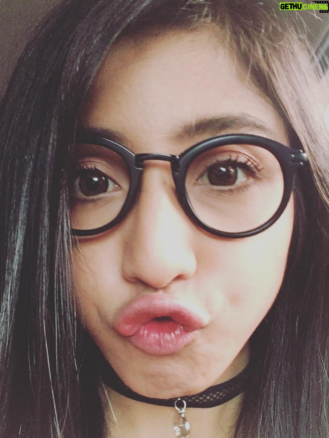 Fitria Rasyidi - 29.1K Likes - Ikutan ah 2016... 🤣🤭 dr rambut panjang sampe bondol dan sebelum di jajah sama monster keriting 👹🤪