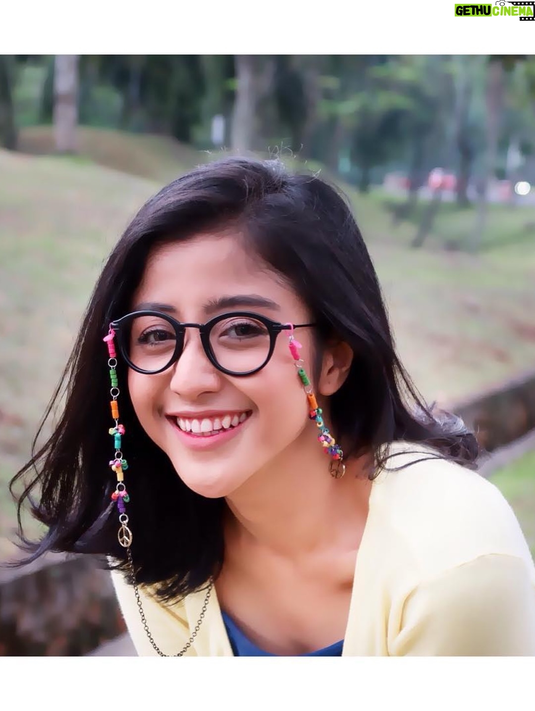 Fitria Rasyidi - 29.1K Likes - Ikutan ah 2016... 🤣🤭 dr rambut panjang sampe bondol dan sebelum di jajah sama monster keriting 👹🤪