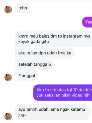 Fitria Rasyidi Instagram - Dee aku datang jenguk kamu.. 
Kangen dipanggil "teteh" sama kamu.. kangen di spal spill produk sama kamu, kangen liat kamu yg rajin olahraga, yg sangat ceria baik sama semua orang.. 10 tahun kenal kamu ga pernah berubah sama sekali..

Terakhir kamu ucapin aku birthday! padahal kamu udah banyak temennya tapi masih inget aku.. makasih udah selalu inget aku.. 

Deee... al- fatihah 🤍🙏🏻