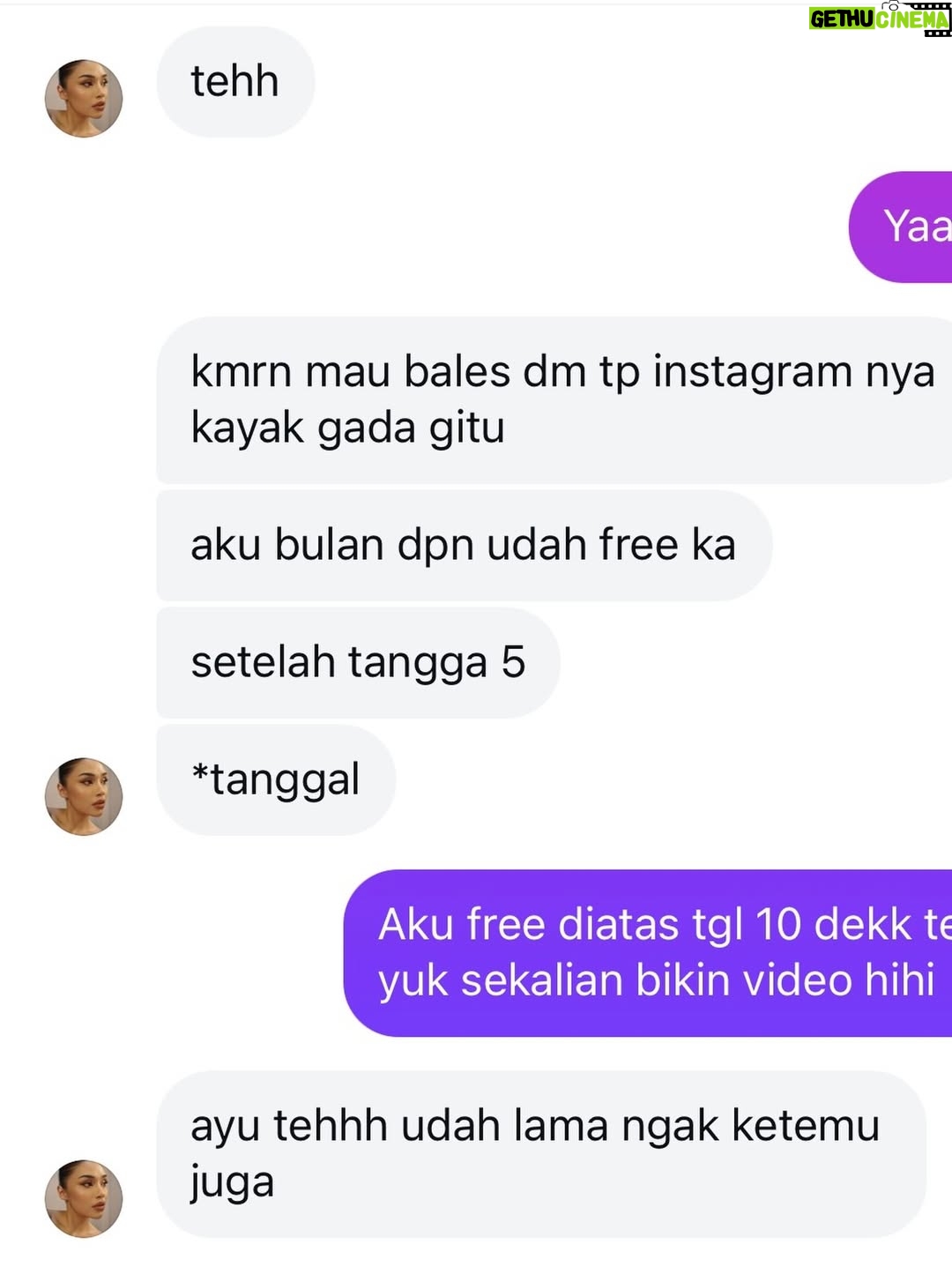 Fitria Rasyidi - 248.2K Likes - Dee aku datang jenguk kamu.. 
Kangen dipanggil "teteh" sama kamu.. kangen di spal spill produk sama kamu, kangen liat kamu yg rajin olahraga, yg sangat ceria baik sama semua orang.. 10 tahun kenal kamu ga pernah berubah sama sekali..

Terakhir kamu ucapin aku birthday! padahal kamu udah banyak temennya tapi masih inget aku.. makasih udah selalu inget aku.. 

Deee... al- fatihah 🤍🙏🏻