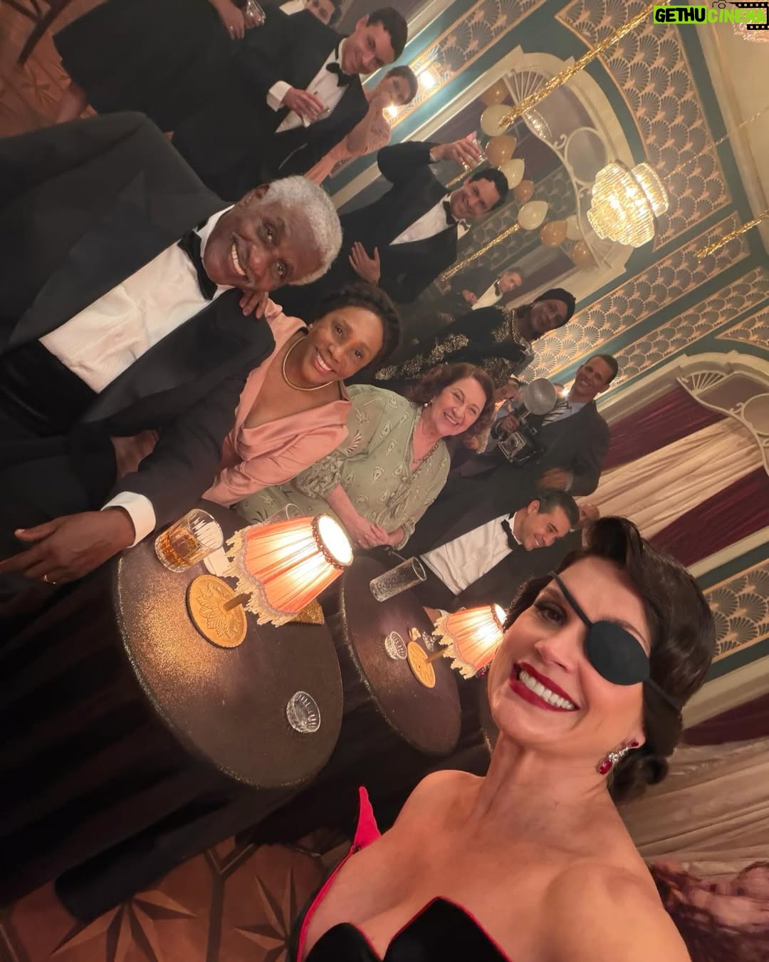 Flávia Alessandra - 26.3K Likes - Festa de réveillon da Baronesa vem aí com elenco inteiro reunido e tudo que ela tem direito 😏 essa aí é maluca mesmo… vcs não perdem por esperar a entrada triunfal 🤪