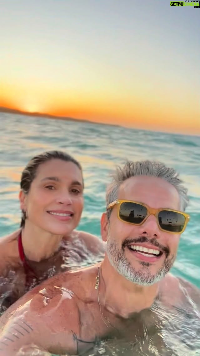 Flávia Alessandra - 10.8K Likes - Você acredita em milagres? A gente sim.

Junto com a @jairorocha.inc, nossa família escolheu São Miguel dos Milagres para viver um novo capítulo: a construção da nossa casa de praia.

Um lugar que é mais que uma casa, é um lar, mas também estado de espírito.

É descanso, energia boa, natureza viva, encontros e bons amigos.

Planejada para se integrar ao ambiente, respeitando o tempo, o silêncio e a beleza de tudo que já existe ali. Pra gente, milagre é isso.

E assim, Aura Milagres entra em nossa vida como refúgio e um lembrete diário de que os verdadeiros milagres, estão nas coisas sentidas com calma e vividas juntos…

Todo santo dia. 

Aura Milagres.
Venha viver o que a gente acredita. #publi