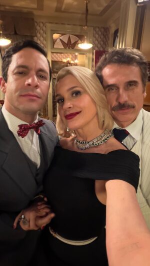 Flávia Alessandra Instagram - Eles se descontrolam !!!! 🫠🫠🫠 Celso tá convivendo muito com a irmã dele… #EtaMundoMelhor