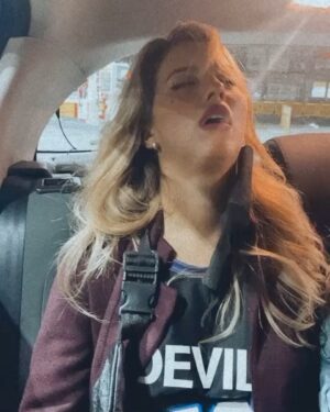 Flor Vigna Instagram - Acá soñando fuerte  bebe …