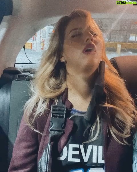 Flor Vigna - 142.1K Likes - Acá soñando fuerte  bebe …