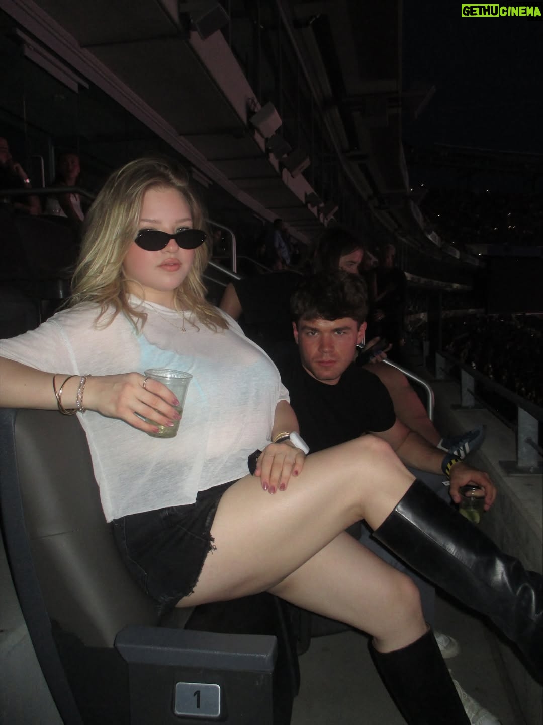 Francesca Scorsese - 48.9K Likes - Concert szn dumpy dump