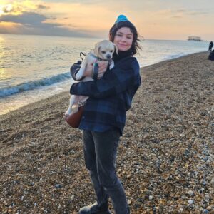 Frankie Ward Instagram - Spending my last day of being 36 (don't all unfollow at once) in Brighton with family, including my first born, Dinah the Dog. Been here many a time but do send your recommendations!

Currently freezing my fingers by the Pavillions ice rink.

Hope you all had a wonderful Christmas!