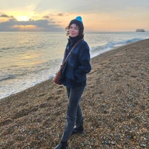 Frankie Ward Instagram - Spending my last day of being 36 (don't all unfollow at once) in Brighton with family, including my first born, Dinah the Dog. Been here many a time but do send your recommendations!

Currently freezing my fingers by the Pavillions ice rink.

Hope you all had a wonderful Christmas!