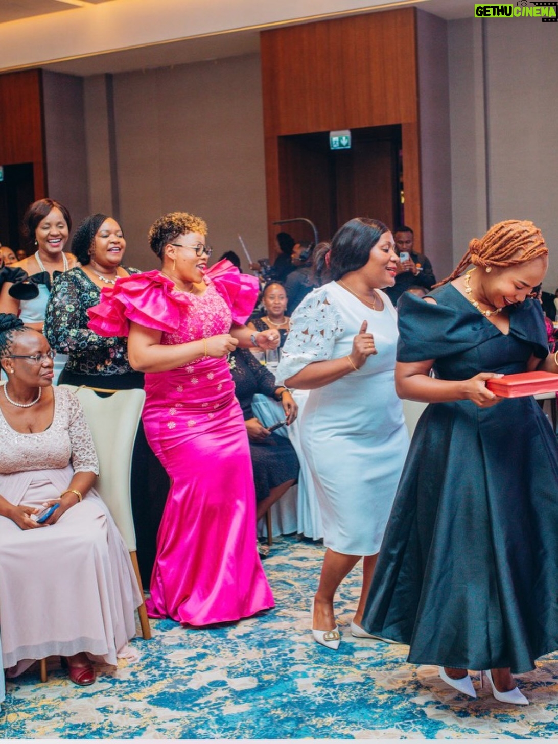 Frida Amani - 8.1K Likes - If it’s about celebrating women HIT ME UP..
I genuinely love seeing women win.
And CRDB @crdbbankplc truly knows how to champion a woman.
Privileged to have performed live thank you, CRDB, for the invitation.
What a great night yesterday.
🔥✨