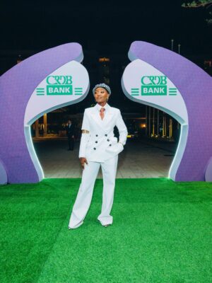 Frida Amani Instagram - If it’s about celebrating women HIT ME UP..
I genuinely love seeing women win.
And CRDB @crdbbankplc truly knows how to champion a woman.
Privileged to have performed live thank you, CRDB, for the invitation.
What a great night yesterday.
🔥✨