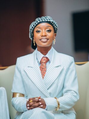 Frida Amani Instagram - If it’s about celebrating women HIT ME UP..
I genuinely love seeing women win.
And CRDB @crdbbankplc truly knows how to champion a woman.
Privileged to have performed live thank you, CRDB, for the invitation.
What a great night yesterday.
🔥✨