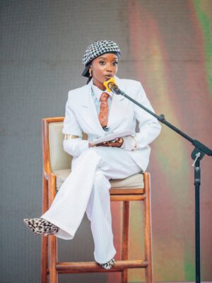 Frida Amani Instagram - Driving change Shaping the Future✨ @lifeatcrdbbank @crdbbankplc
📸@infocusstudio.tz