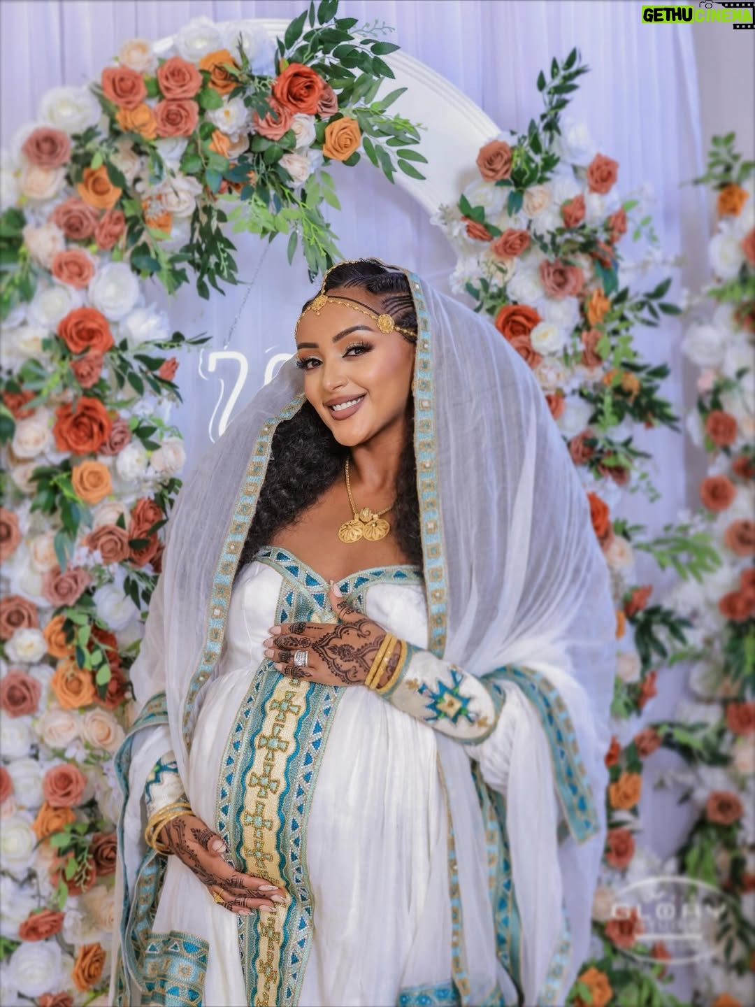 Fryat Yemane - 3 Likes - Thankful beyond words🙌🏾 all glory to the Lord for this precious blessing and this beautiful life👨‍👩‍👧‍👦🙏🏾

Beautiful dress @fert_design_ 😍👌🏾
Make up @zion_makeup_ 😍👌🏾
Photography @glory_studio3😍👌🏾
Decore @yamr_aldecor 😍👌🏾