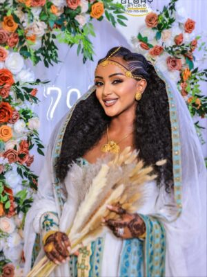 Fryat Yemane Instagram - Thankful beyond words🙌🏾 all glory to the Lord for this precious blessing and this beautiful life👨👩👧👦🙏🏾
Beautiful dress @fert_design_ 😍👌🏾
Make up @zion_makeup_ 😍👌🏾
Photography @glory_studio3😍👌🏾
Decore @yamr_aldecor 😍👌🏾