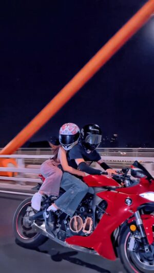 Fujianti Utami Putri Instagram - Mau dibawa kemana? Hubungan kita?