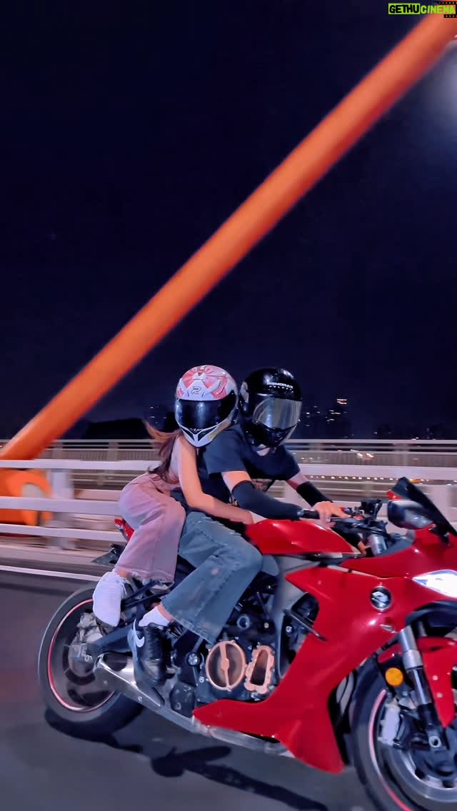 Fujianti Utami Putri - 1.2 Million Likes - Mau dibawa kemana? Hubungan kita?