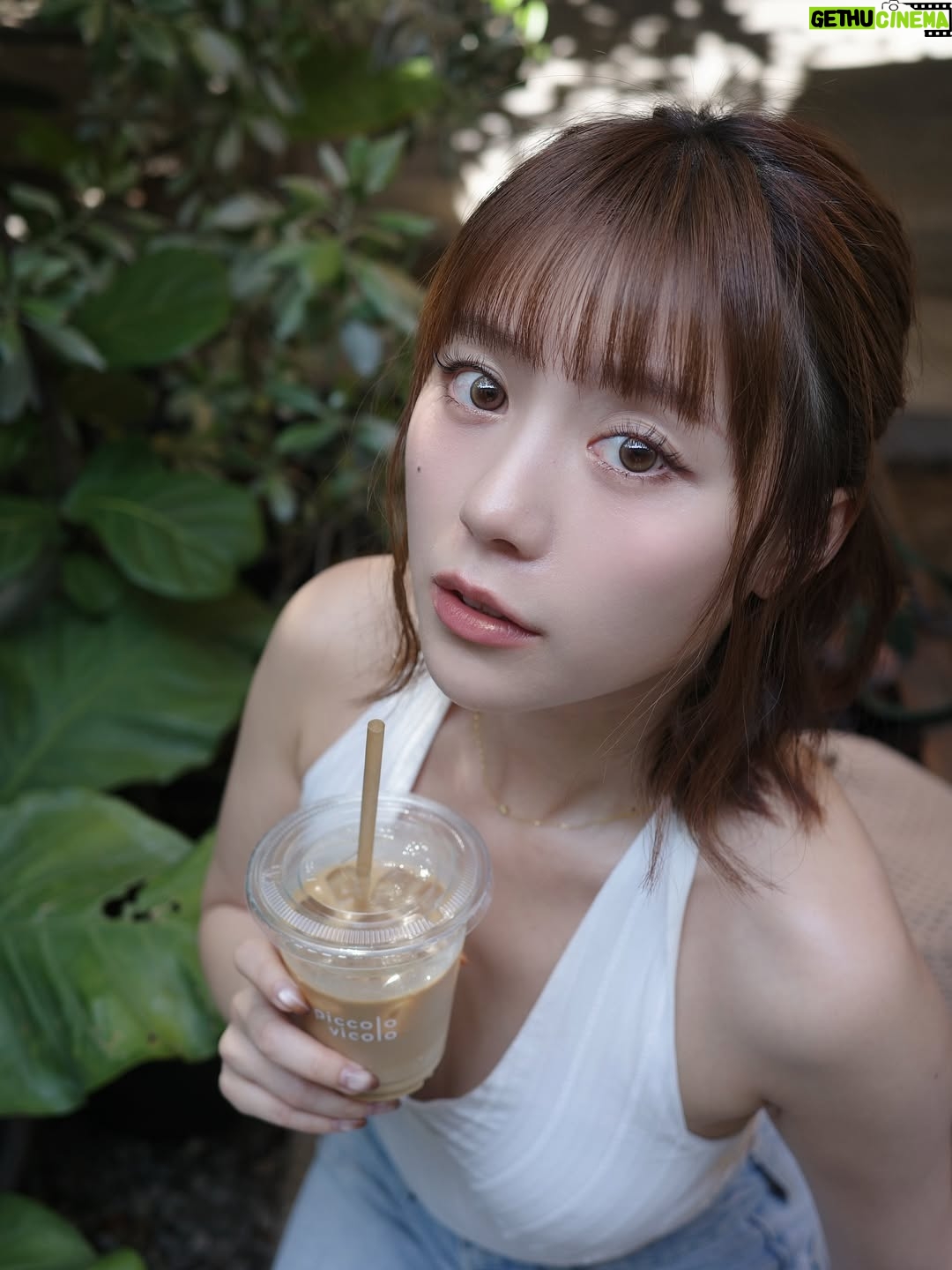Furby Chen - 3.5K Likes - -
我發現我每次只要換隱眼
大家就會說：「這是誰啊？？」😳

真的不是錯覺
換隱眼超容易改變整體氛圍(⁎⁍̴̛ᴗ⁍̴̛⁎)
再稍微調整一下妝容
隨時都能自由切換風格 🤎🤎🤎

最近超愛 @taivision_tw 的這幾款
連去泰國都戴著呢～
不管穿搭還是妝感都超好搭！！

Lens  出新色啦～
✨ 星環金棕
很適合這季秋冬🍂
現在流行栗子可可色系穿搭，
配上這副真的超加分

✨ 星環柔灰
帶點神秘感，
又有一點混血感的氛圍👀

✨ 星環暖棕
日常萬用款，
自然色系，淡妝也完全 OK

現在還有 滿額贈 Crybaby 掛件盲盒 💝
不是用抽的，是直接送欸！
送超好，真誇張😍😍😍

還沒戴過 #lens加加 的
一定要趁這波試試看
妳真的會愛上 💓
哪裡買：https://reurl.cc/bNWQgE

#永暘光學
#Crybaby
#哭娃
#日拋