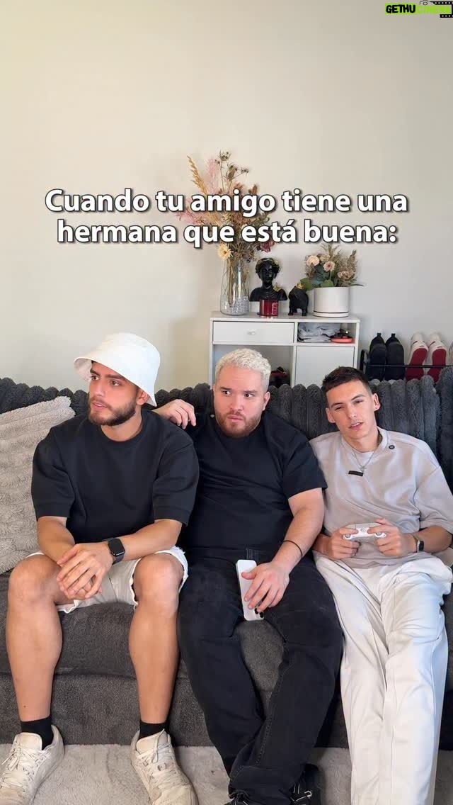 Gabriela Vergara - 153.7K Likes - Entre amigos son así 🙄😓