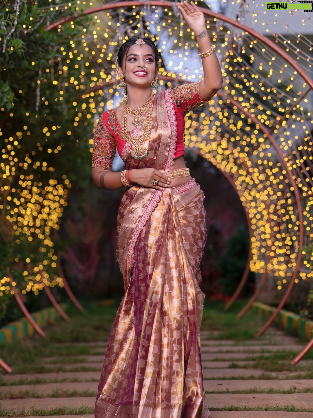 Ganga Gowda - 1.8K Likes - ❤️✨
Mua:- @__makeupby_nishaavishwanaath__ 
Mentor:- @sowmya_makeupandhair_academy
