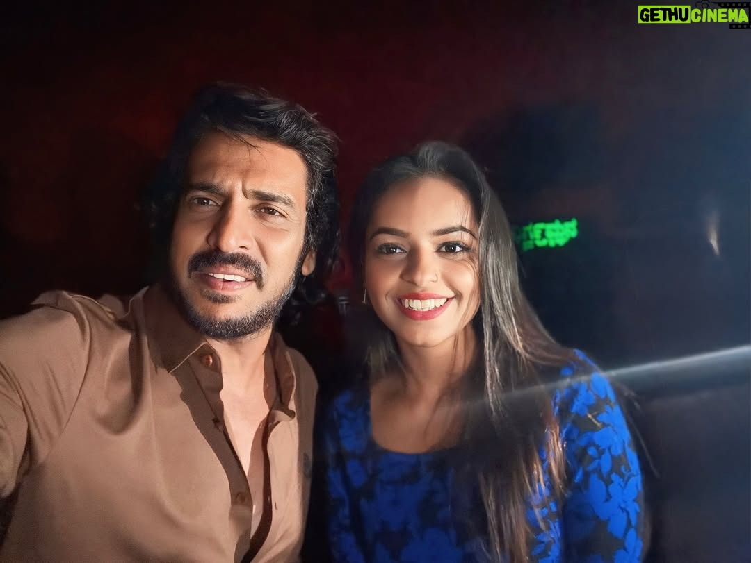 Ganga Gowda - 2.2K Likes - Felt so so so much happy🥺❤️🫶🏻💯🙌🏻
Follow🦋 @gowdthi_2515 
@nimmaupendra ❤️
.
.
#uppendra #uppendrafansclub❤️ #gowdthi💫👑 #kannadathi❤️💛