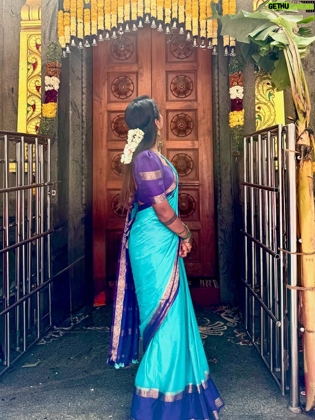 Ganga Gowda - 3K Likes - My trust ರಾಯರು🙏🏻🌺 
Follow🦋 @gowdthi_2515 
@precious_petal_403 ❤️
@sowmya___raj ❤️
.
#trending #instagram #viral #karnataka #manthralayaraghavendraswamy🙏❤️ #manthralayam #sandalwood #viralvideos #kannada #trendingreels #kannadasongs #kannadathi❤️💛 #gowdthi💫👑