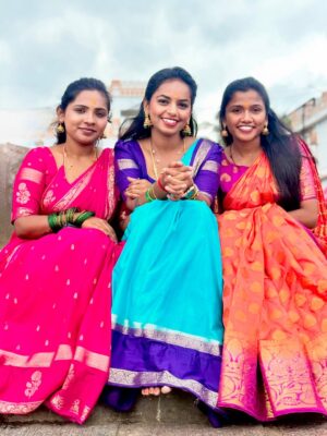 Ganga Gowda Instagram - My trust ರಾಯರು🙏🏻🌺 
Follow🦋 @gowdthi_2515 
@precious_petal_403 ❤️
@sowmya___raj ❤️
.
#trending #instagram #viral #karnataka #manthralayaraghavendraswamy🙏❤️ #manthralayam #sandalwood #viralvideos #kannada #trendingreels #kannadasongs #kannadathi❤️💛 #gowdthi💫👑