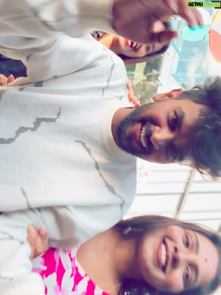 Ganga Gowda - 8.1K Likes - We3>>>>❤️✨ in one frame🧿🙌🏻🔥
Follow🦋 @gowdthi_2515 
.
.
#littlebrother❤️ #besties #gowdthi💫👑 #forummall #goodtimeswithgoodpeople❤️