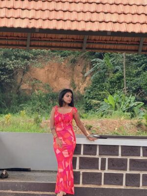 Ganga Gowda Instagram - Be your own kind of beautiful🫶🏻💋✨
Follow🦋 @gowdthi_2515 
.
.
#gowdthi💫👑 #kannadathi❤️💛 #sakleshpur❤️