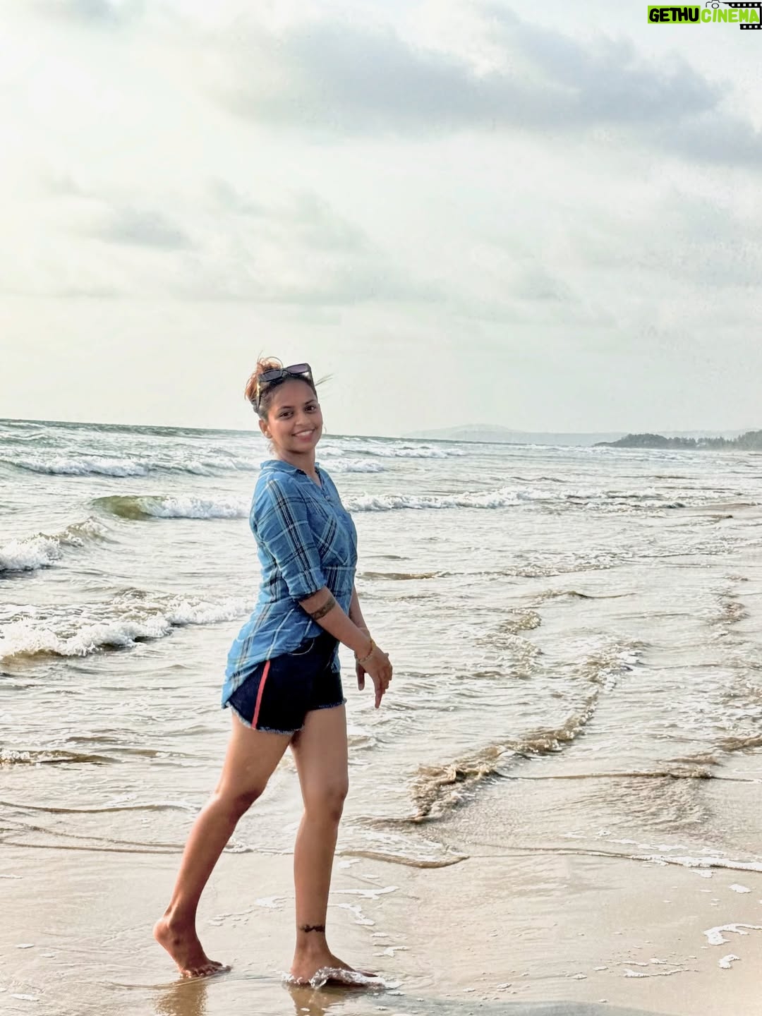 Ganga Gowda - 3.9K Likes - 🌊🏖️🐚
Follow🦋 @gowdthi_2515 
.
.
#trending #instagram #viral #karnataka #sandalwood #viralvideos #kannada #trendingreels #kannadasongs #kannadathi❤️💛 #gowdthi💫👑