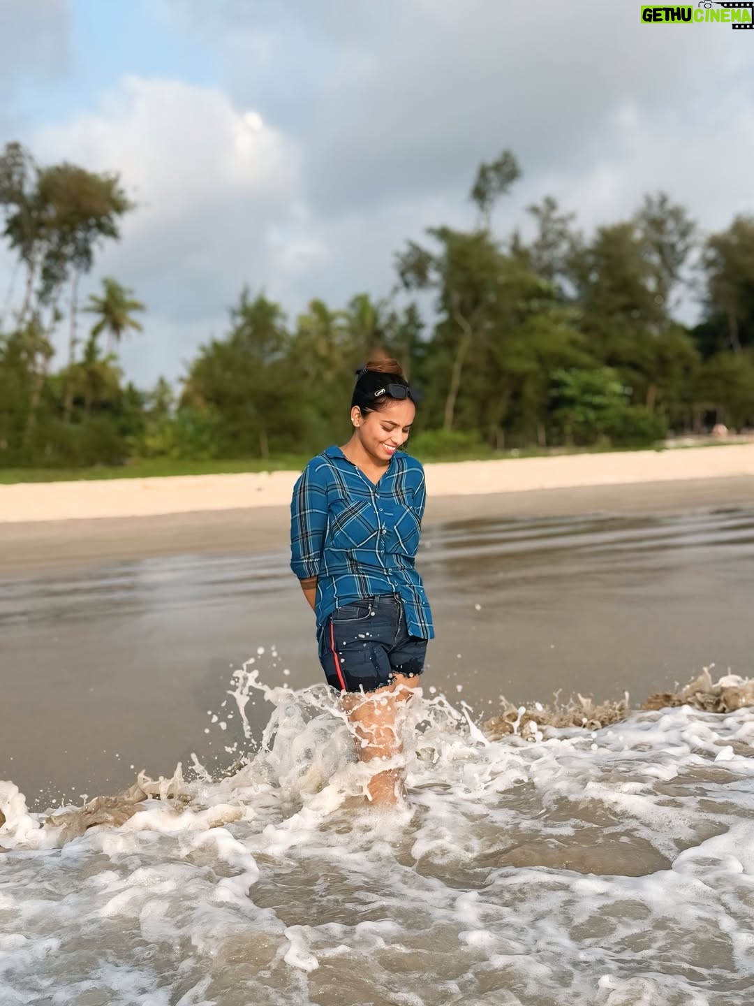 Ganga Gowda - 3.9K Likes - 🌊🏖️🐚
Follow🦋 @gowdthi_2515 
.
.
#trending #instagram #viral #karnataka #sandalwood #viralvideos #kannada #trendingreels #kannadasongs #kannadathi❤️💛 #gowdthi💫👑