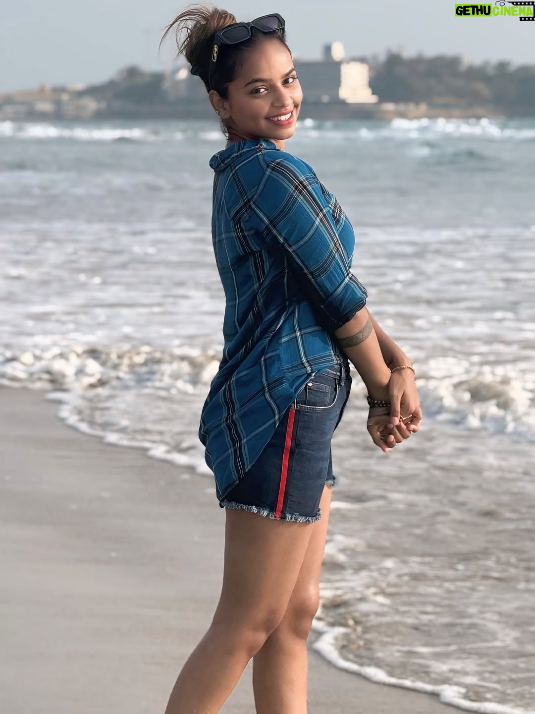 Ganga Gowda - 3.9K Likes - 🌊🏖️🐚
Follow🦋 @gowdthi_2515 
.
.
#trending #instagram #viral #karnataka #sandalwood #viralvideos #kannada #trendingreels #kannadasongs #kannadathi❤️💛 #gowdthi💫👑