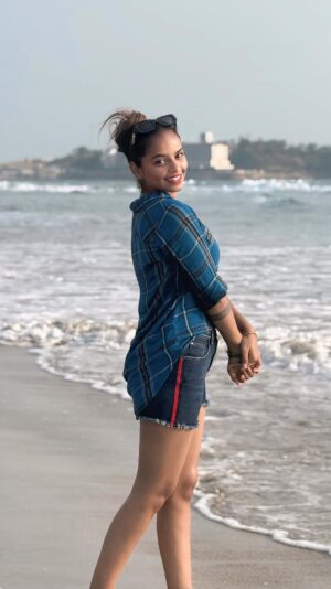 Ganga Gowda Instagram - ಸಾಗರಿಯೇ 🌊🏝️✨
Follow🦋 @gowdthi_2515 
.
.
#trending #instagram #viral #karnataka #sandalwood #beach #viralvideos #kannada #trendingreels #kannadasongs #kannadathi❤️💛 #gowdthi💫👑