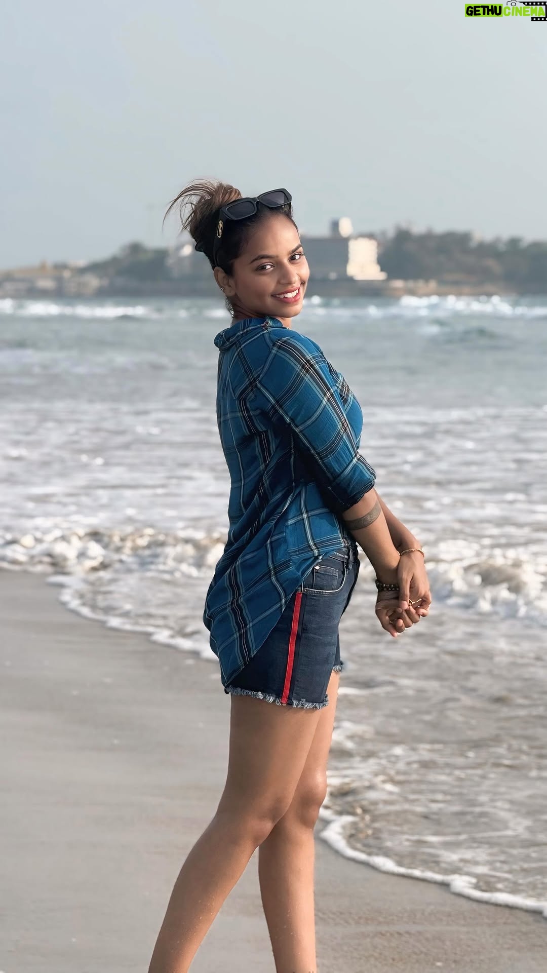 Ganga Gowda - 16.4K Likes - ಸಾಗರಿಯೇ 🌊🏝️✨
Follow🦋 @gowdthi_2515 
.
.
#trending #instagram #viral #karnataka #sandalwood #beach #viralvideos #kannada #trendingreels #kannadasongs #kannadathi❤️💛 #gowdthi💫👑