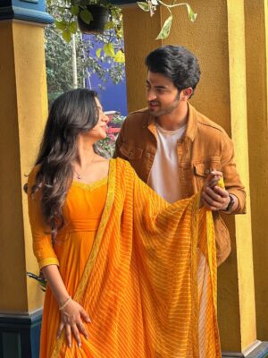 Garvita Sadhwani Instagram - Rajji & Dheeraj 🤞❤️
Catch us in “Mahadev & Sons” on @colorstv & @jiohotstar super soon ❤️🧿 

So Grateful for this @tewarisaurabh @sumeetchaudhry @parinmultimedia @instaprashant @sethikewal @ketswalawalkar @diza.surryavanshi 
@aryacastingdirector @vinay.vinayak1622 
.
#colors #colorstv #insta #fyp #itv