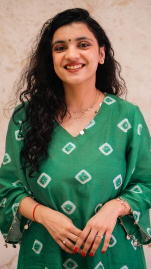 Gaurika Rathi Instagram - As a designer, I always encourage my clients to invest in smart, timeless pieces and that’s something I truly believe in myself.

Jewellery should be lightweight, versatile, and effortless pieces you can wear all day, from morning meetings to evening catch-ups, without skipping a beat. That’s why I always trust the lightweight jewellery collection from @malabargoldanddiamonds.

Visit your nearest showroom today and make every day sparkle and every occasion shine.

#MalabarGoldandDiamonds #Styling