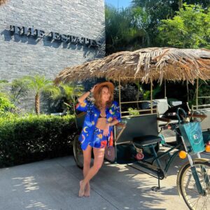 Geraldine Bazán Instagram - Sol, calma, familia, presencia.
Aquí, todo se alinea.
My kind of state of mind.
The Estates.
📍 @vidanta