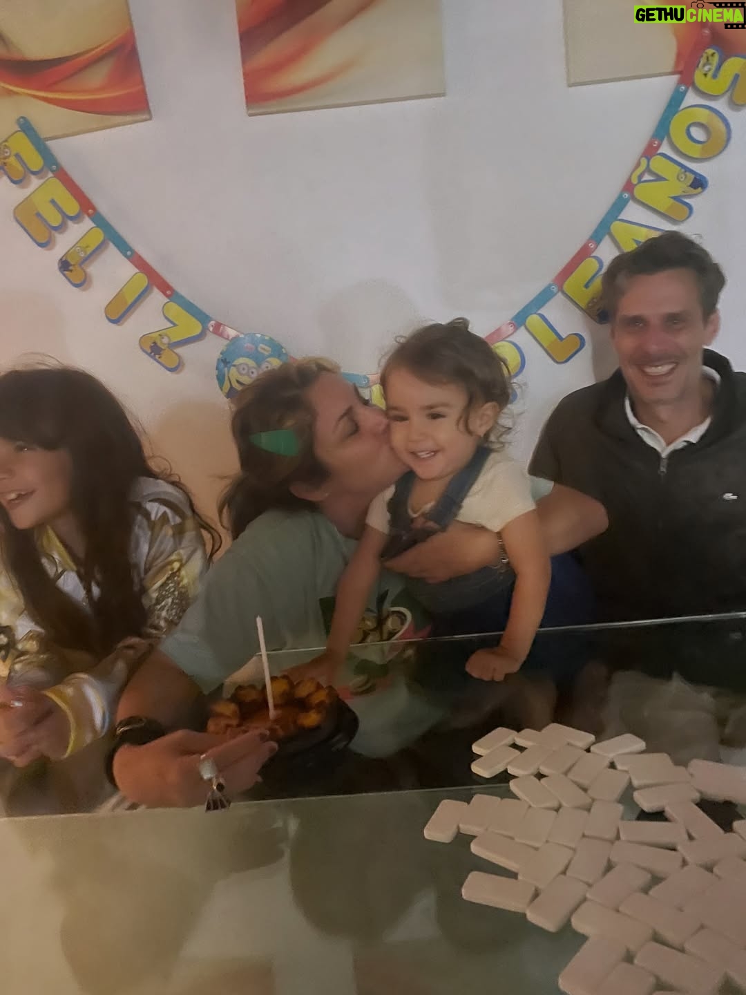 Gioia Arismendi - 811 Likes - Feliz Vida a Mi @gioiaarismendi 🎂 Te Amo ❤️ Te Respeto Te Valoro Te Disfruto Te Admiro… Gracias Gracias Gracias 🙏🫶🏻👐🏻🙌🏻👏🏻♥️😍😘🥰
.
Gracias Gracias Gracias a toda mi Familia ♥️ y amigos que me acompañaron estuvieron conmigo me cantaron cumple y comieron de los ricos pasteles y tortas para celebrar 🥳 y a todos los que estuvieron presente 💝 aunque no estemos físicamente juntos siempre siento su amor genuino!!! ⭐️😘😍♥️
.
Gracias Gracias Gracias 👐🏻🙌🏻🫶🏻 a todos los quiero!!! Y me quiero y me Amo Infinito ♾️ porque #yosignifico #iamenough #yosoy #soham #iam Gioia Arismendi en Abundancia y Prosperidad rodeada de Éxitos y Amor! Amén!!! 💟☮️🕉️⚛️
.
Feliz Vida a Gioia, Gioita, Giogis, Gio, Yoyanote, Gioiamom, Gioia… Gracias Gracias Gracias por ser todas Gracias por quererme, sostenerme, amarme, estar y ser… Gracias por habitarnos por comprendernos y por seguir siempre creciendo aprendiendo y cultivando lo que más queremos el Amor #amormotordelmundo ♥️🥰😍👏🏻😘⭐️ Congrats baby!!! 
.
#gioiaarismendi 
#bambolabygioia 
#gioiamom #gioiamoms 
#gioiainfinita 
#gioiarte 
#gracias #agradecida #graciasdios #felizvida #felizcumple2026