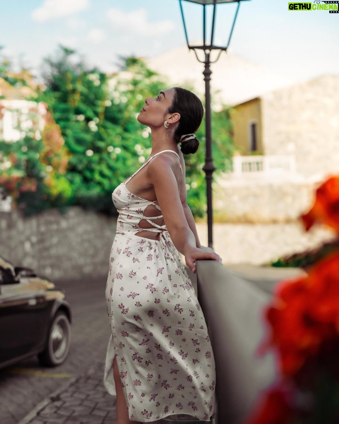 Giorgia Gianetiempo - 13K Likes - Ho un problema con le didascalie!