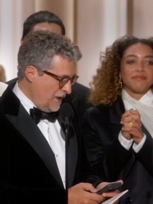 Giovanna Antonelli Instagram - Que momento lindo pro Brasil e pro audiovisual brasileiro! Depois de 27 anos, o Golden Globes, de melhor filme e com Wagner levando o prêmio de melhor ator, um ano depois de Fernanda! 🇧🇷✨
Um reconhecimento que fala da expansão do nosso cinema, da força das nossas histórias e do talento que atravessa fronteiras.
O audiovisual brasileiro cresce, se reinventa e ocupa, cada vez mais, o lugar que merece no mundo. 🎬💛
