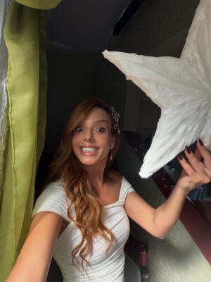 Giovanna Lancellotti Instagram - KAMILA LUIZA, em todas suas versões.
Brilhe muito e voe alto!!! ✨ você merece, garota!!
Gratidão, meus parceiros amados.
DONA DE MIM
219 capítulos
Fim :)
