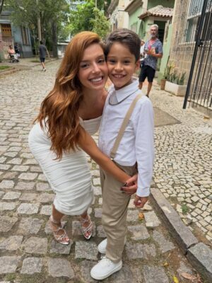 Giovanna Lancellotti Instagram - KAMILA LUIZA, em todas suas versões.
Brilhe muito e voe alto!!! ✨ você merece, garota!!
Gratidão, meus parceiros amados.
DONA DE MIM
219 capítulos
Fim :)