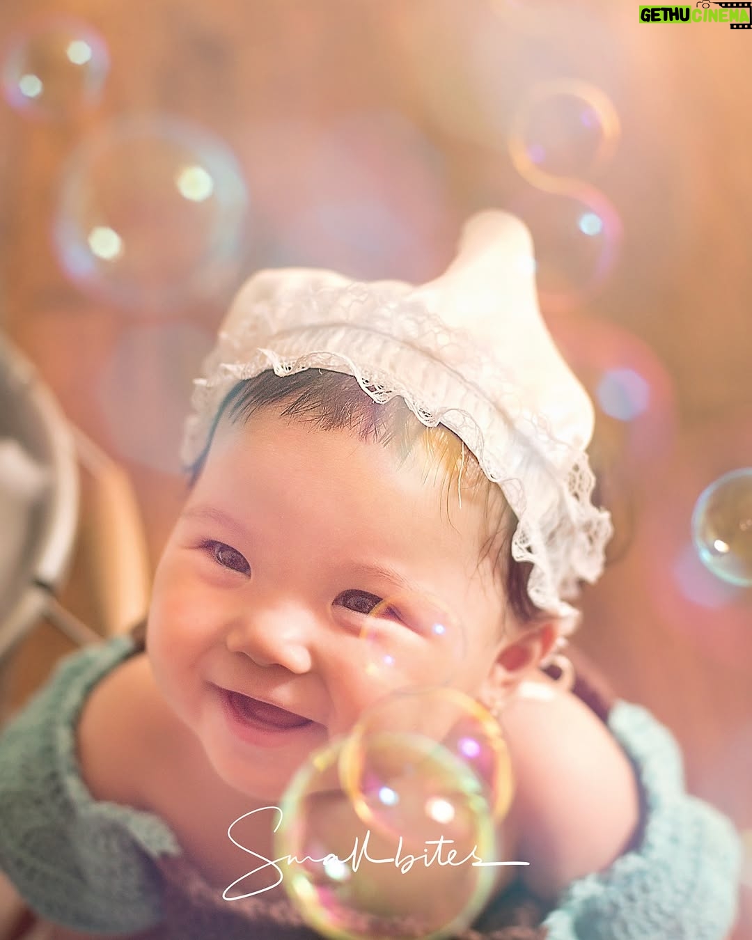 Gisella Anastasia - 195K Likes - TIME FLIES! 

oh my heart 🥹❤️
my newborn baby today officially entering teenager’s phase, she was once fit in daddy’s hands now growing into beautiful lil lady. 

happiest birthday my not so baby Gempi, 
God bless you in every aspect of your life 

kesayangan @gisel_la @gadiiing