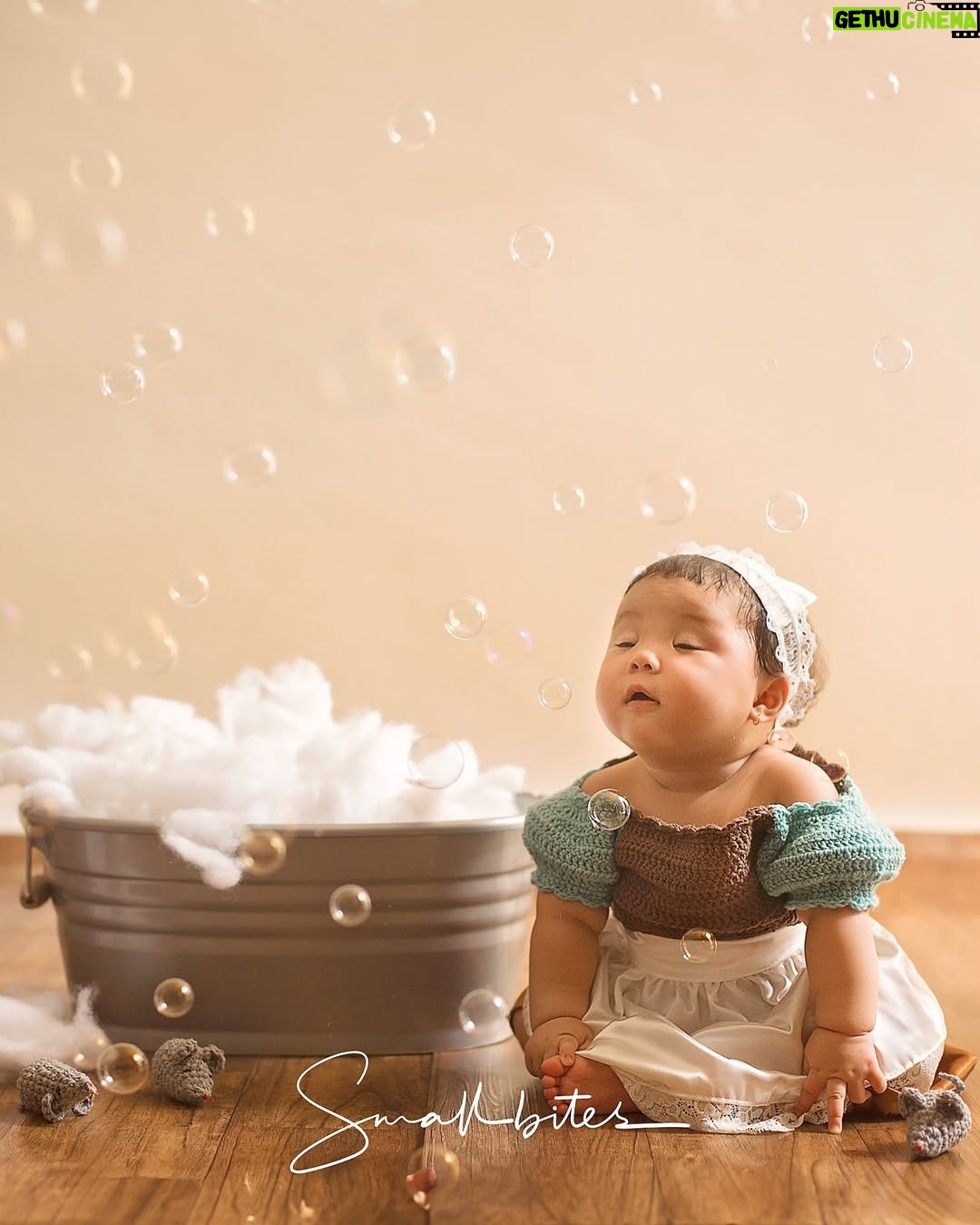 Gisella Anastasia - 195K Likes - TIME FLIES! 

oh my heart 🥹❤️
my newborn baby today officially entering teenager’s phase, she was once fit in daddy’s hands now growing into beautiful lil lady. 

happiest birthday my not so baby Gempi, 
God bless you in every aspect of your life 

kesayangan @gisel_la @gadiiing