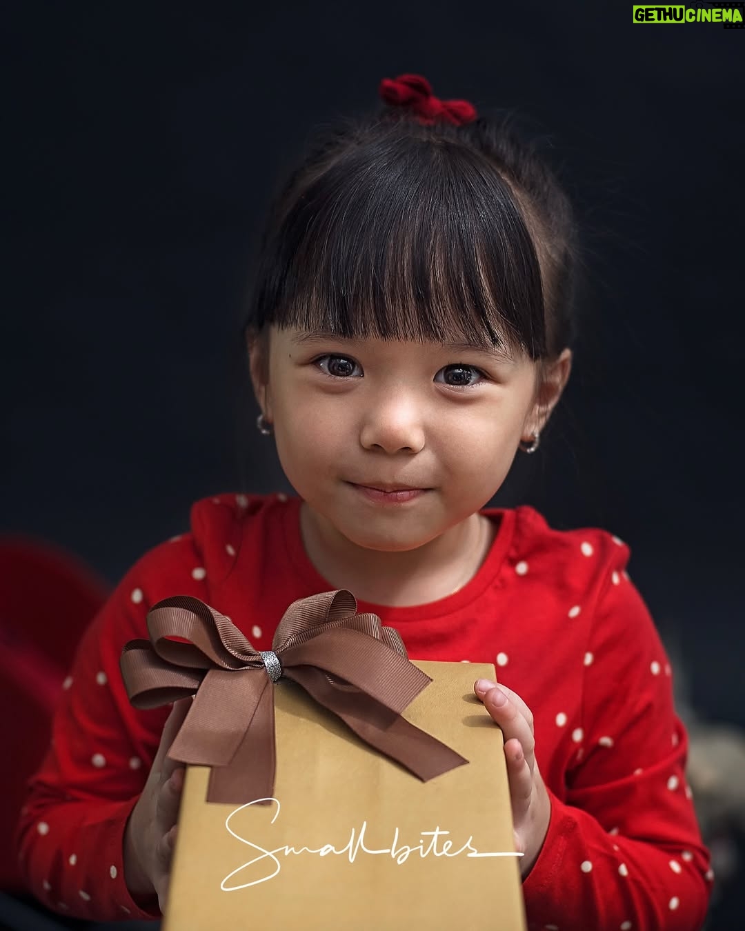 Gisella Anastasia - 195K Likes - TIME FLIES! 

oh my heart 🥹❤️
my newborn baby today officially entering teenager’s phase, she was once fit in daddy’s hands now growing into beautiful lil lady. 

happiest birthday my not so baby Gempi, 
God bless you in every aspect of your life 

kesayangan @gisel_la @gadiiing