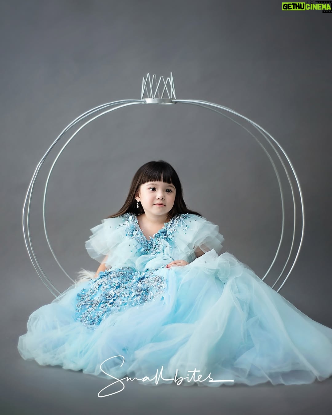Gisella Anastasia - 195K Likes - TIME FLIES! 

oh my heart 🥹❤️
my newborn baby today officially entering teenager’s phase, she was once fit in daddy’s hands now growing into beautiful lil lady. 

happiest birthday my not so baby Gempi, 
God bless you in every aspect of your life 

kesayangan @gisel_la @gadiiing
