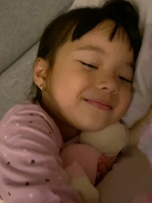 Gisella Anastasia Instagram - Sudah sebelas Gem🥹😭
Ngeliatin ini semua di galeri mama dari kemarin, membawa rasa syukur yang luar biasaaaaaaaa…
Manisnya kamu dari kecil..
Bawelnya..
Aktifnya..
Semuanya masi ada sampe sekarang, cuman agak lebih malu aja dikittt 🤏hihi..
Namun tetep sangat gemas dan membanggakan buat mama..
Forever grateful for your presence in my life..
Semoga semakin mandiri, semakin bisa fokus serius dalam mengerjakan apapun😜😜 , semoga bisa bertumbuh baik dan berbuah manis yaa Gem…
Selalu sayang Tuhan, papa dan mama, juga manis dan baik pada semuanya..
Love u tomaaattt gempitong slay gempoh cinta manis cinta karet kesayangan mama pujaan bangsaaaaaaaaaaaaaaaaaa😝😍❤️💕🥹